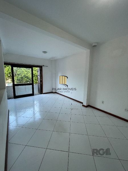 Casa 6 dormitórios no bairro Cristal