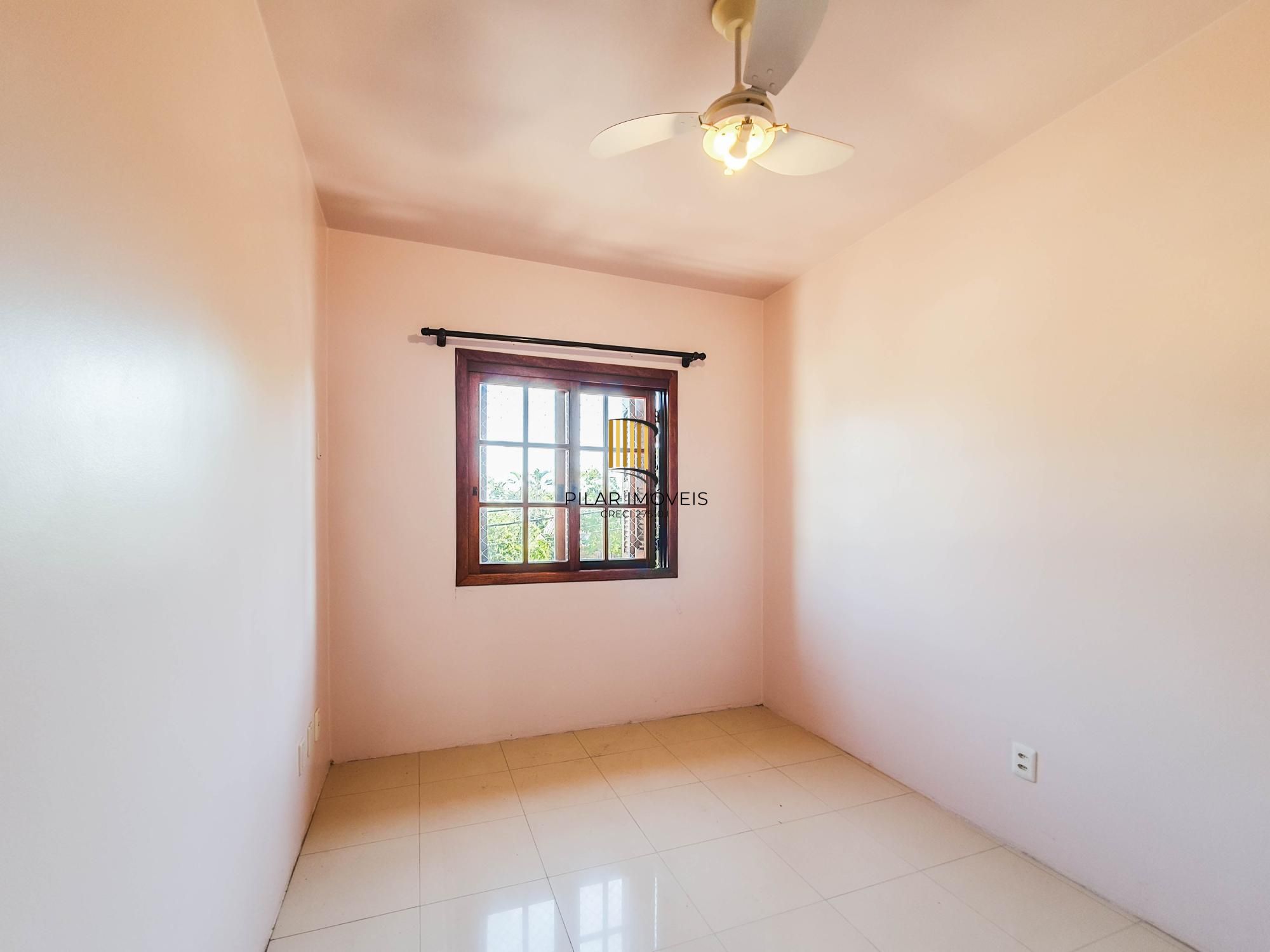 No bairro Serraria, casa em condomínio com 3 dormitórios