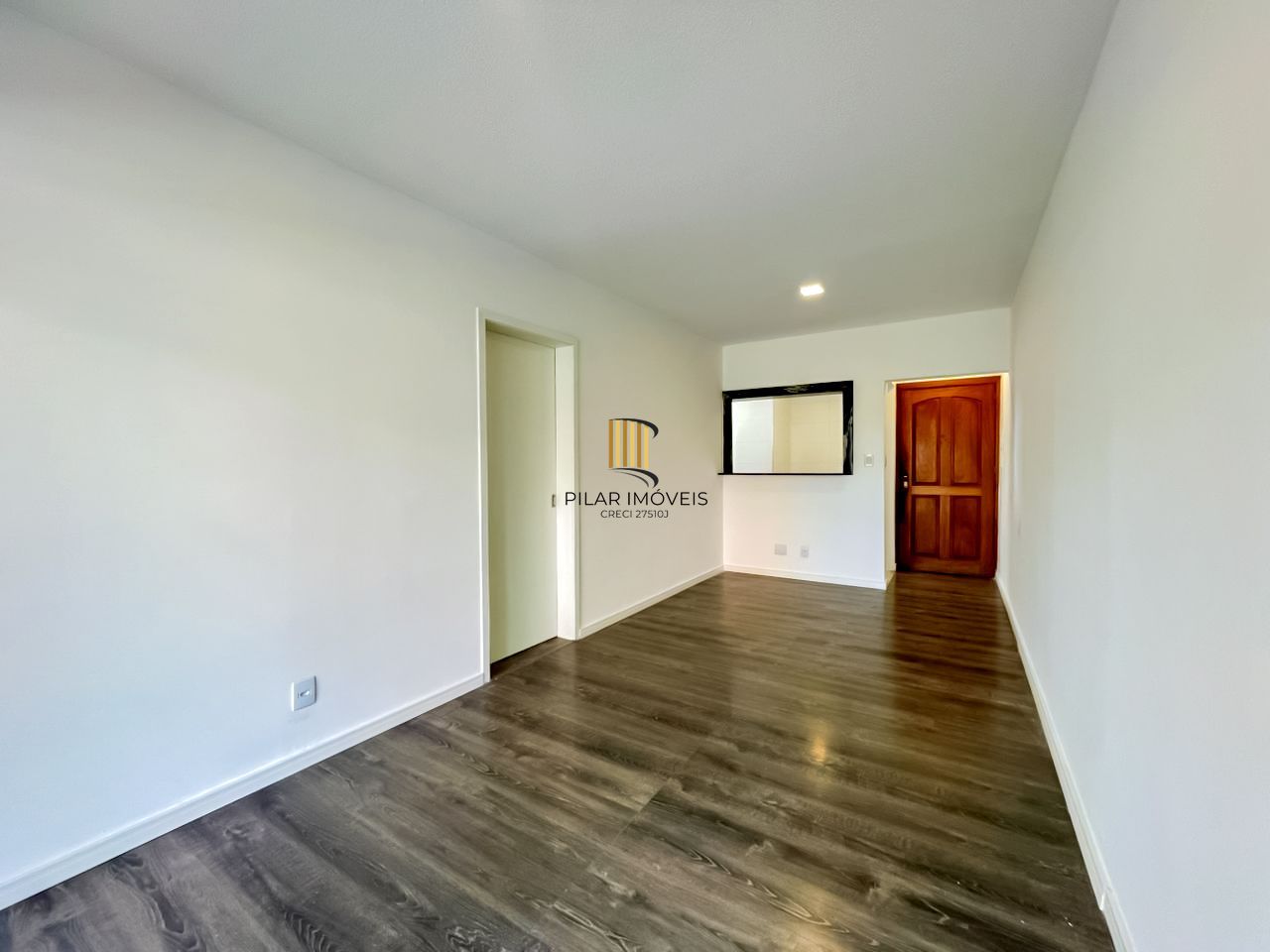 Apartamento 2 dormitórios no bairro Tristeza