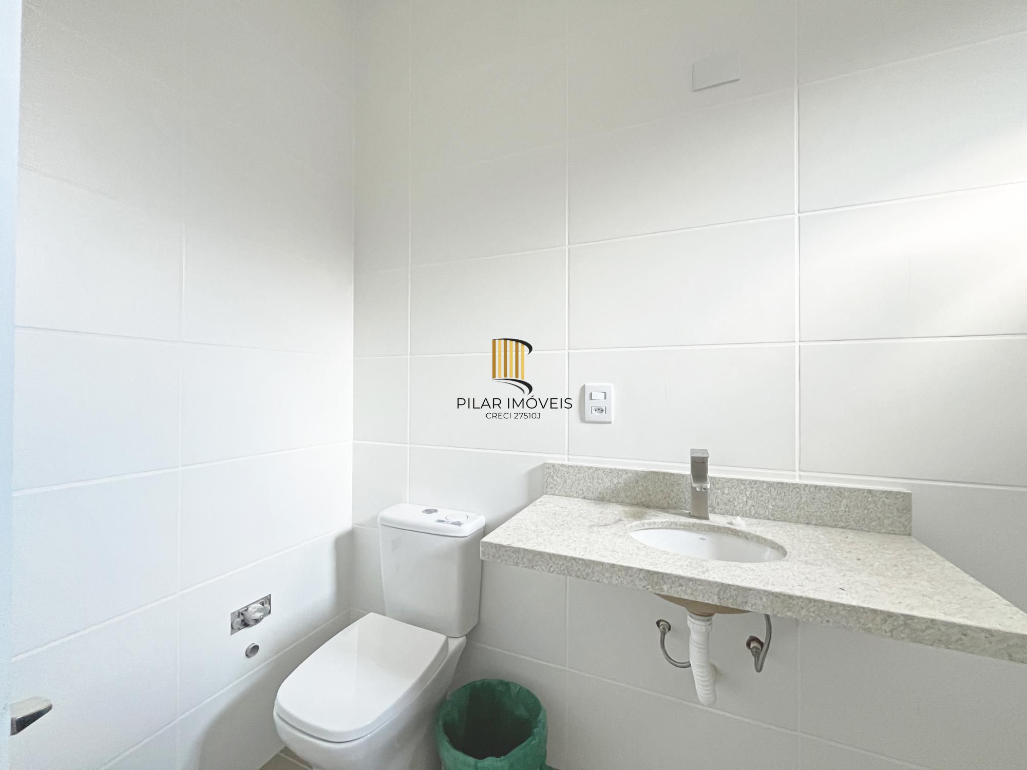 Casa Condominio em Porto Alegre, no bairro Hípica, com 3 dormitório(s), e 3 banheiros, à venda.