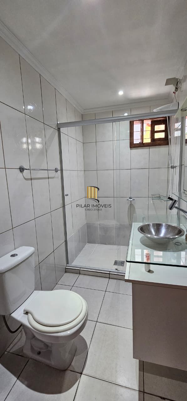 Casa 4 dormitórios no bairro Restinga