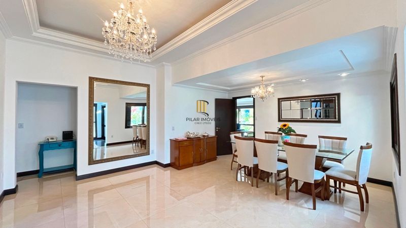Altos do lago- 455 m² de área privativa, 3 d, 3 vagas , piscina , Linda e ampla casa em condomínio.