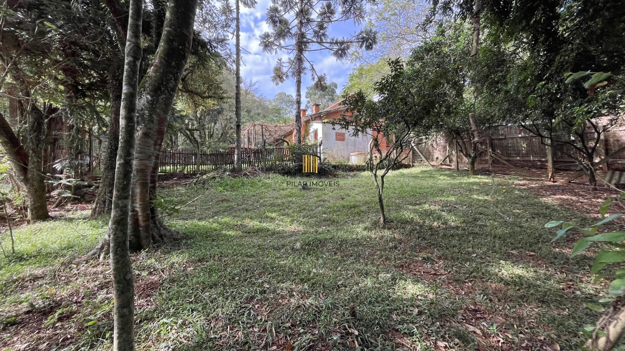Casa 1 dormitório no bairro Hípica