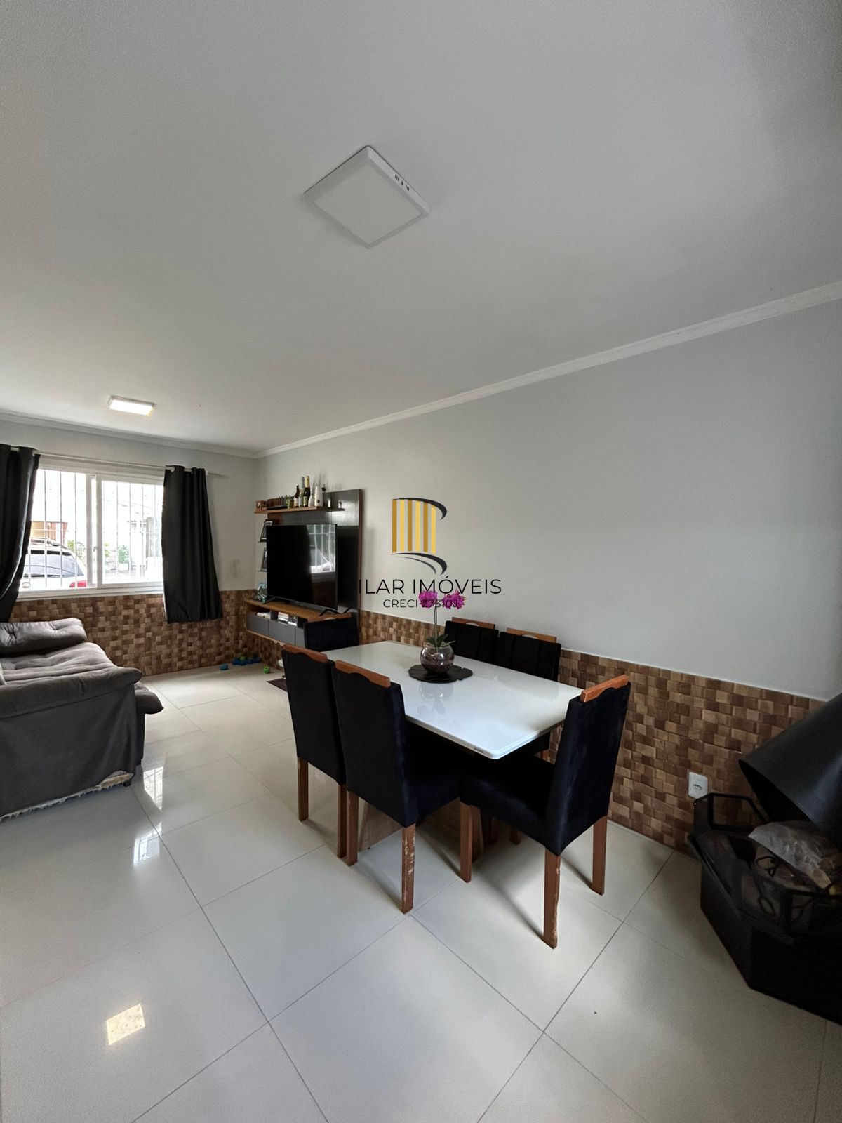 Casa de Condomínio 2 dormitórios no bairro Hípica