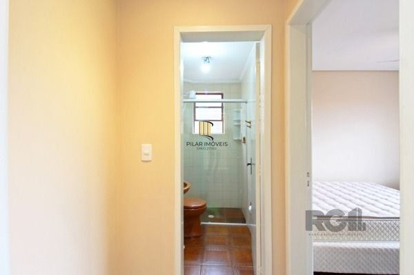 Apartamento em Porto Alegre, no bairro Camaquã, com 1 dormitório(s), e 1 banheiros, à venda.