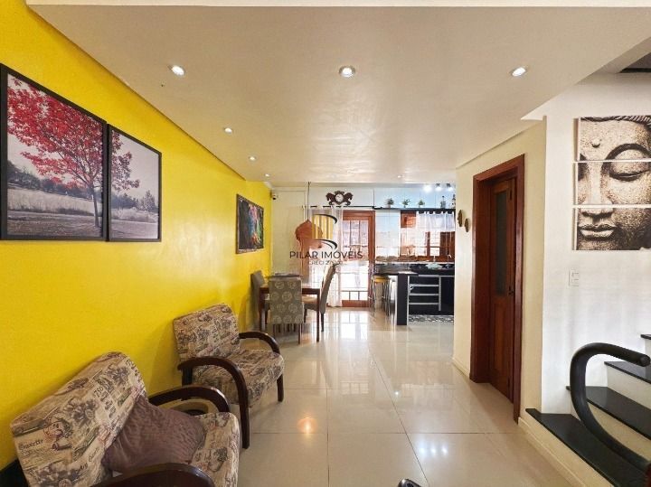 Casa de Condomínio 3 dormitórios no bairro Hípica