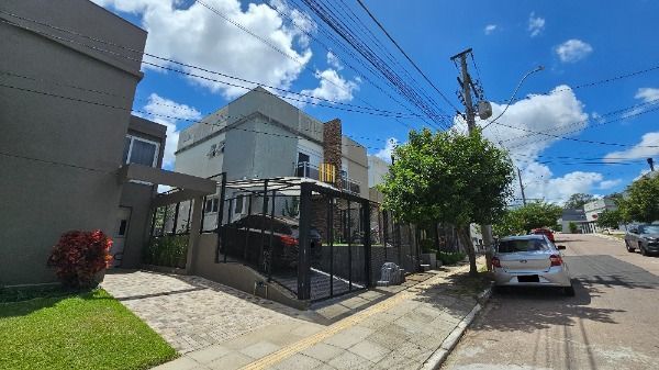 Casa de Condomínio 3 dormitórios no bairro Lomba do Pinheiro - Pilar Imóveis