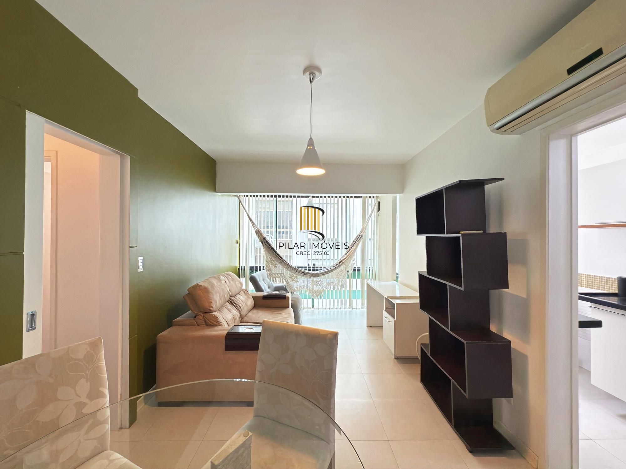 Apartamento Mobiliado na Tristeza - 1 dormitório e box escriturado