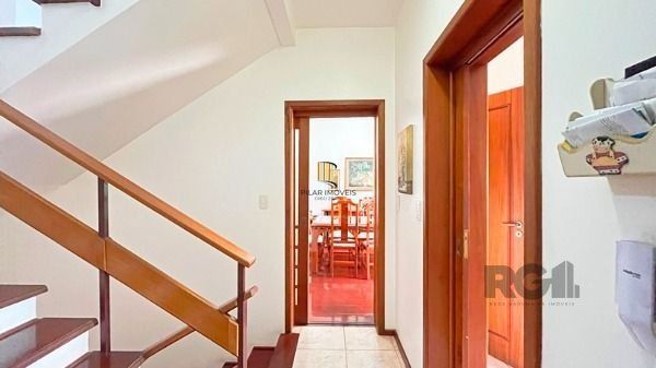 Casa 3 dormitórios no bairro Nonoai