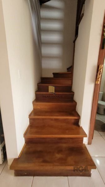 Casa Condominio em Porto Alegre, no bairro Hípica, com 2 dormitório(s), e 2 banheiros, à venda.