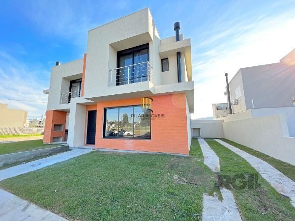 Casa em Porto Alegre, no bairro Hípica, com 3 dormitório(s), e 3 banheiros, à venda. - Pilar Imóveis