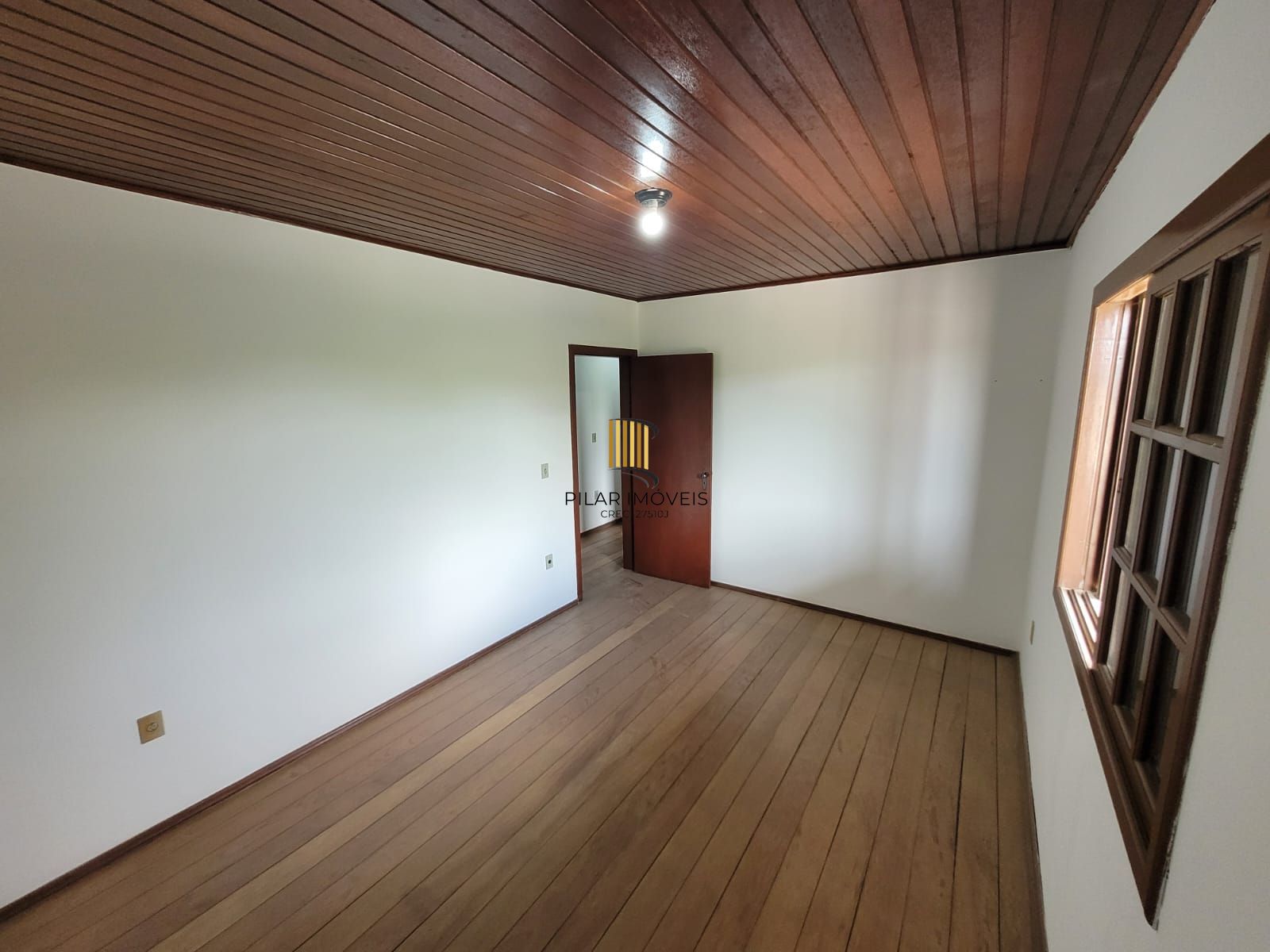 Casa 3 dormitórios no bairro Ponta Grossa