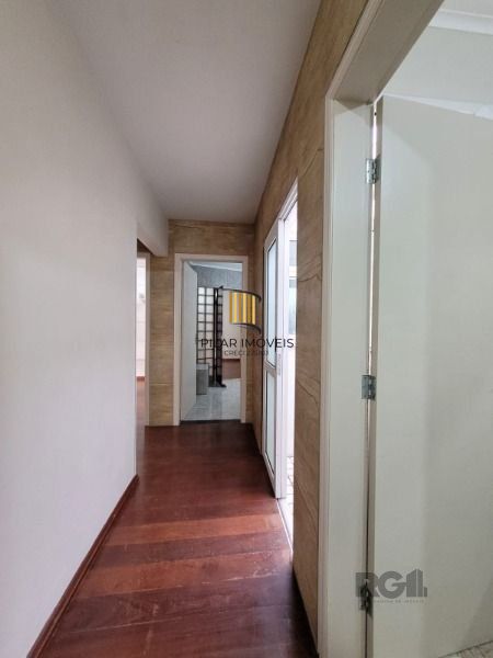 Casa Condominio em Porto Alegre, no bairro Hípica, com 3 dormitório(s), e 3 banheiros, à venda.