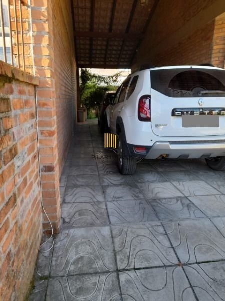 Casa 3 dormitórios no bairro Ipanema