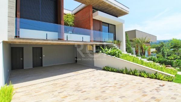 Casa Condominio para Venda - 300.29m², 4 dormitórios, sendo 4 suites, 2 vagas - Alphaville