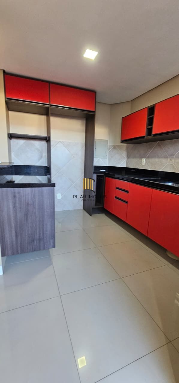 Excelente sobrado 03 dormitórios em Condominio fechado com vaga dupla - Altos de Santa Rita