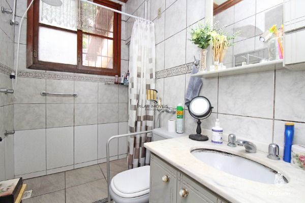 Casa para Venda - 180m², 4 dormitórios, 3 vagas - Ipanema