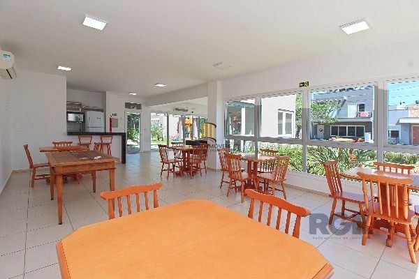 Casa Condominio em Porto Alegre, no bairro Hípica, com 3 dormitório(s), e 3 banheiros, à venda.