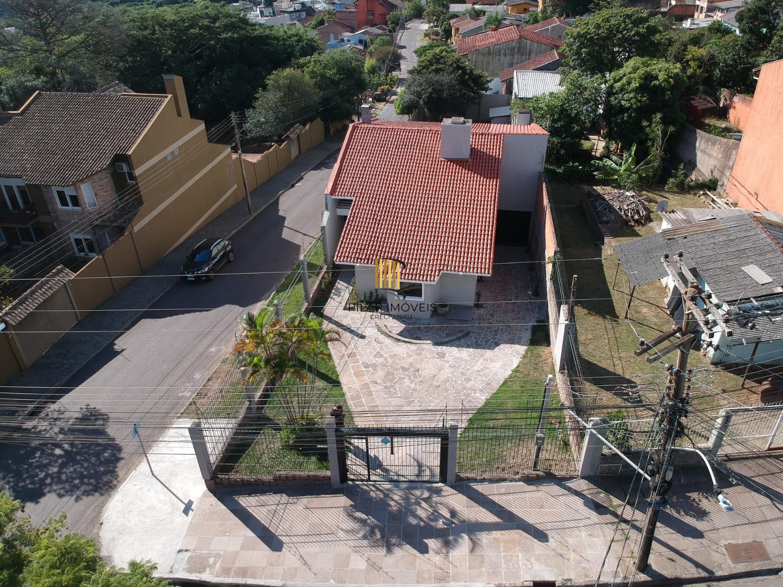 Casa 4 dormitórios no bairro Vila Nova