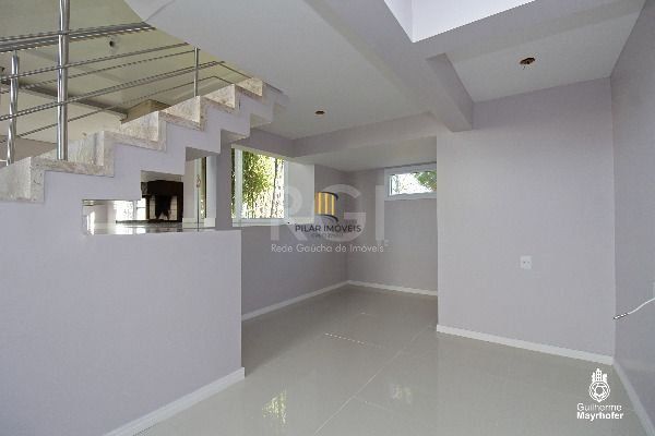 Casa Condominio para Venda - 280m², 3 dormitórios, sendo 1 suites, 5 vagas - Aberta Dos Morros
