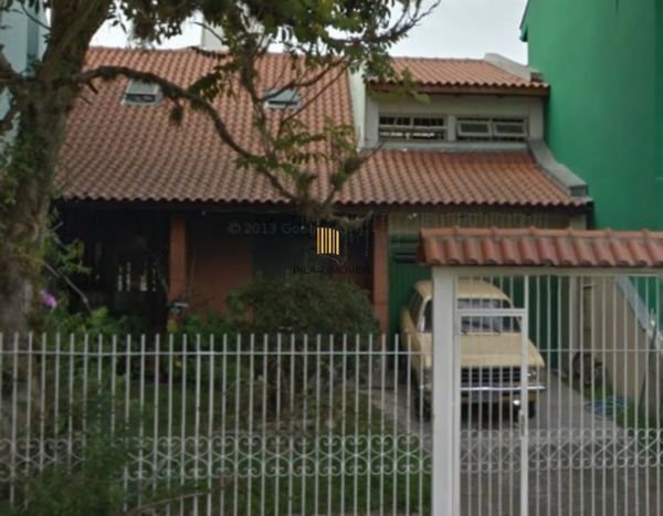 Casa para Venda - 300m², 3 dormitórios, sendo 1 suites, 2 vagas - Jardim Verde