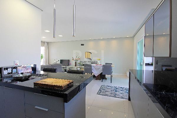 Casa Condominio em Porto Alegre, no bairro Aberta Dos Morros, com 3 dormitório(s), e 3 banheiros, à venda.