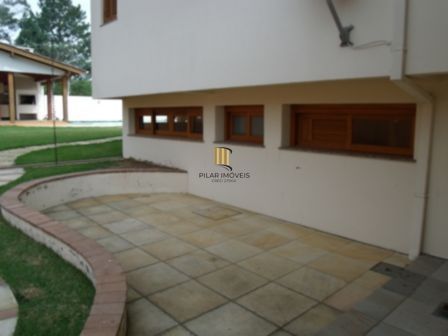 Casa para Venda - 300m², 3 dormitórios, sendo 1 suites, 4 vagas - Vila Nova