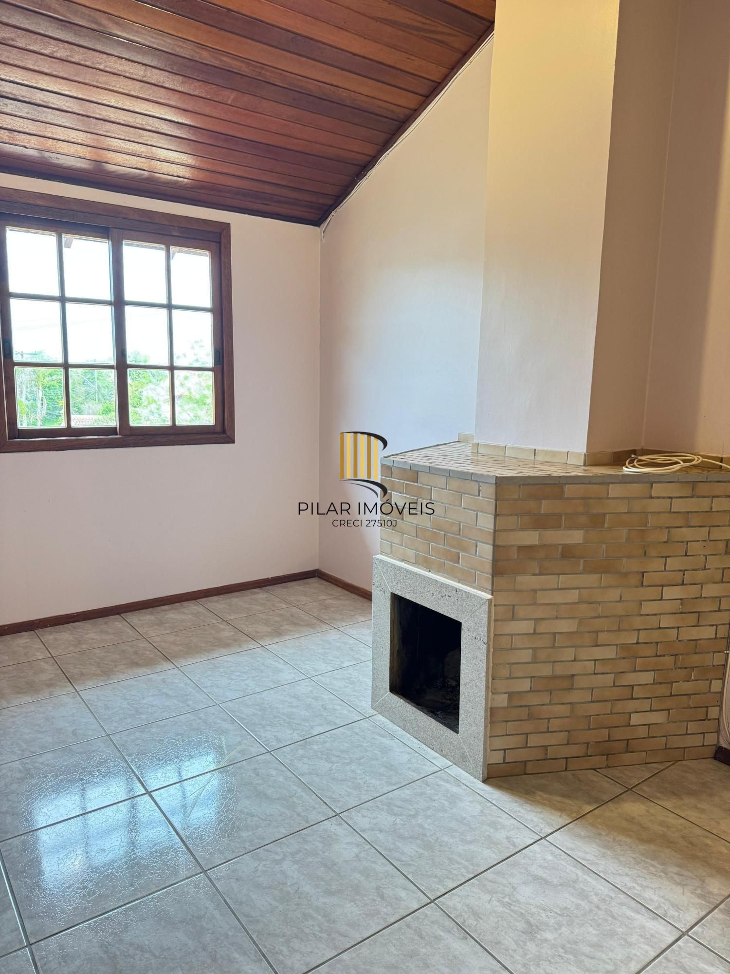 No bairro Serraria, casa em condomínio com 3 dormitórios