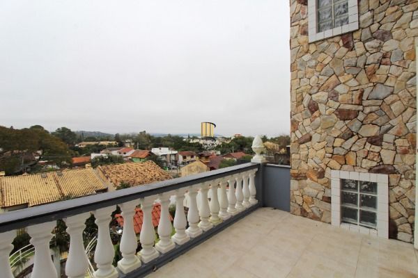 Casa para Venda - 300m², 3 dormitórios, sendo 1 suites, 2 vagas - Ipanema
