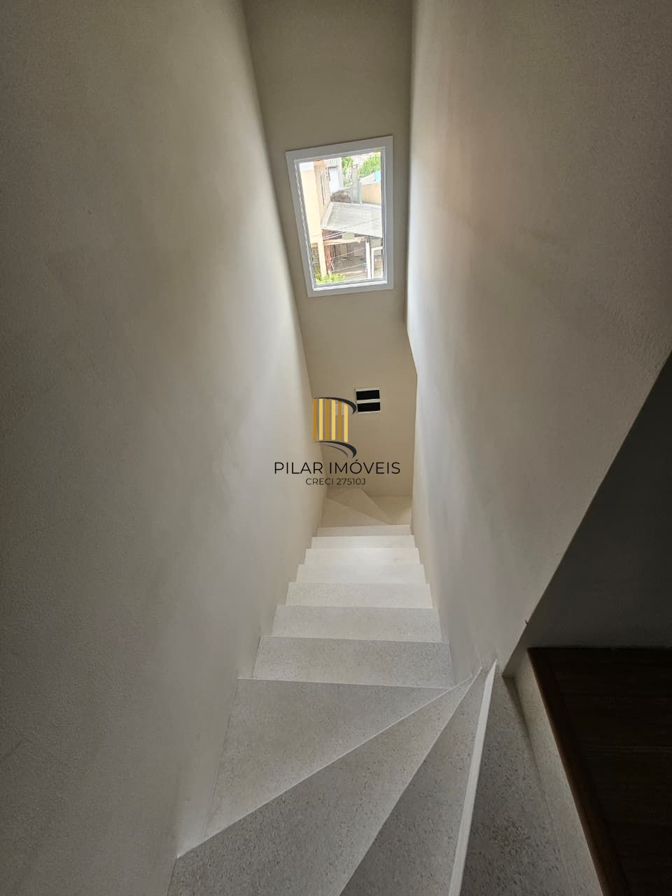 Sobrado 2 dormitórios no bairro Tristeza