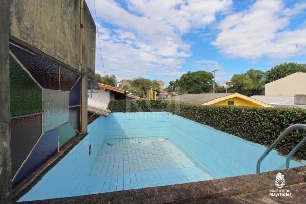 Casa Condominio para Venda - 150m², 4 dormitórios, sendo 1 suites, 2 vagas - Cristal