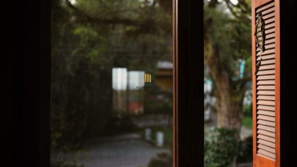 Casa Condominio para Venda - 150m², 3 dormitórios, sendo 1 suites, 2 vagas - Belém Novo