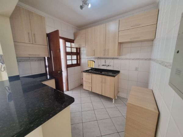 Casa Condominio para Venda - 192.99m², 3 dormitórios, sendo 1 suites, 2 vagas - Cavalhada