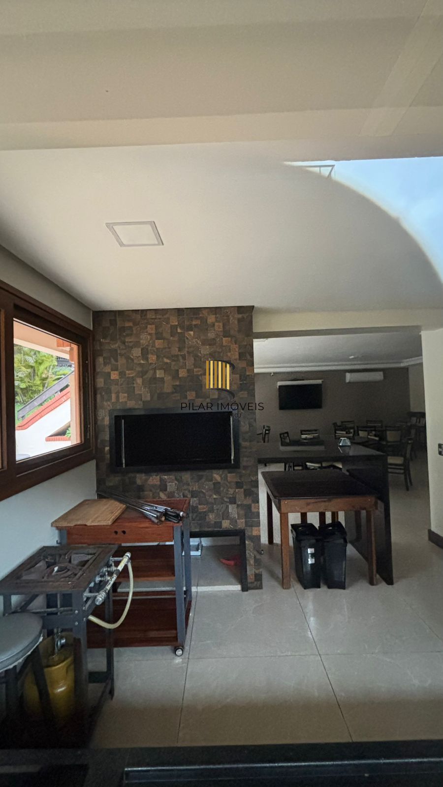 Linda cobertura, 3 quartos, 1 suíte, infra completa no bairro Ipanema, com ofurô.