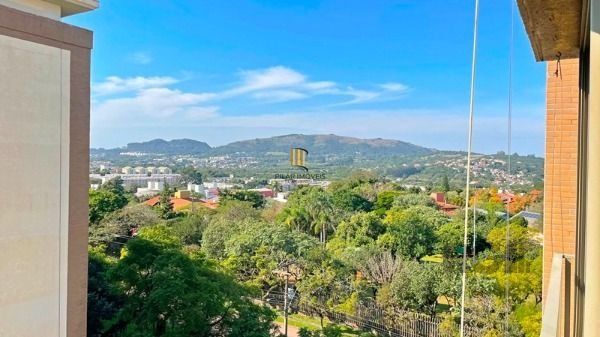Apartamento em Porto Alegre, no bairro Cavalhada, com 3 dormitório(s), e 3 banheiros, à venda.