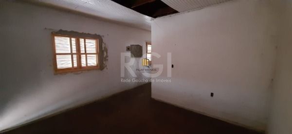 Casa para Venda - 170m², 2 dormitórios, 6 vagas - Sarandi