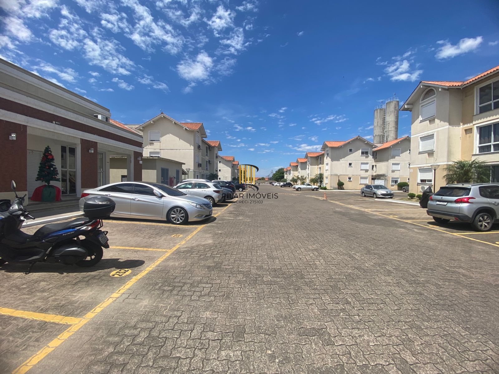 Apartamento 3 dormitórios em condomínio com infraestrutura de lazer no bairro Hipica próximo Escola Cesi !