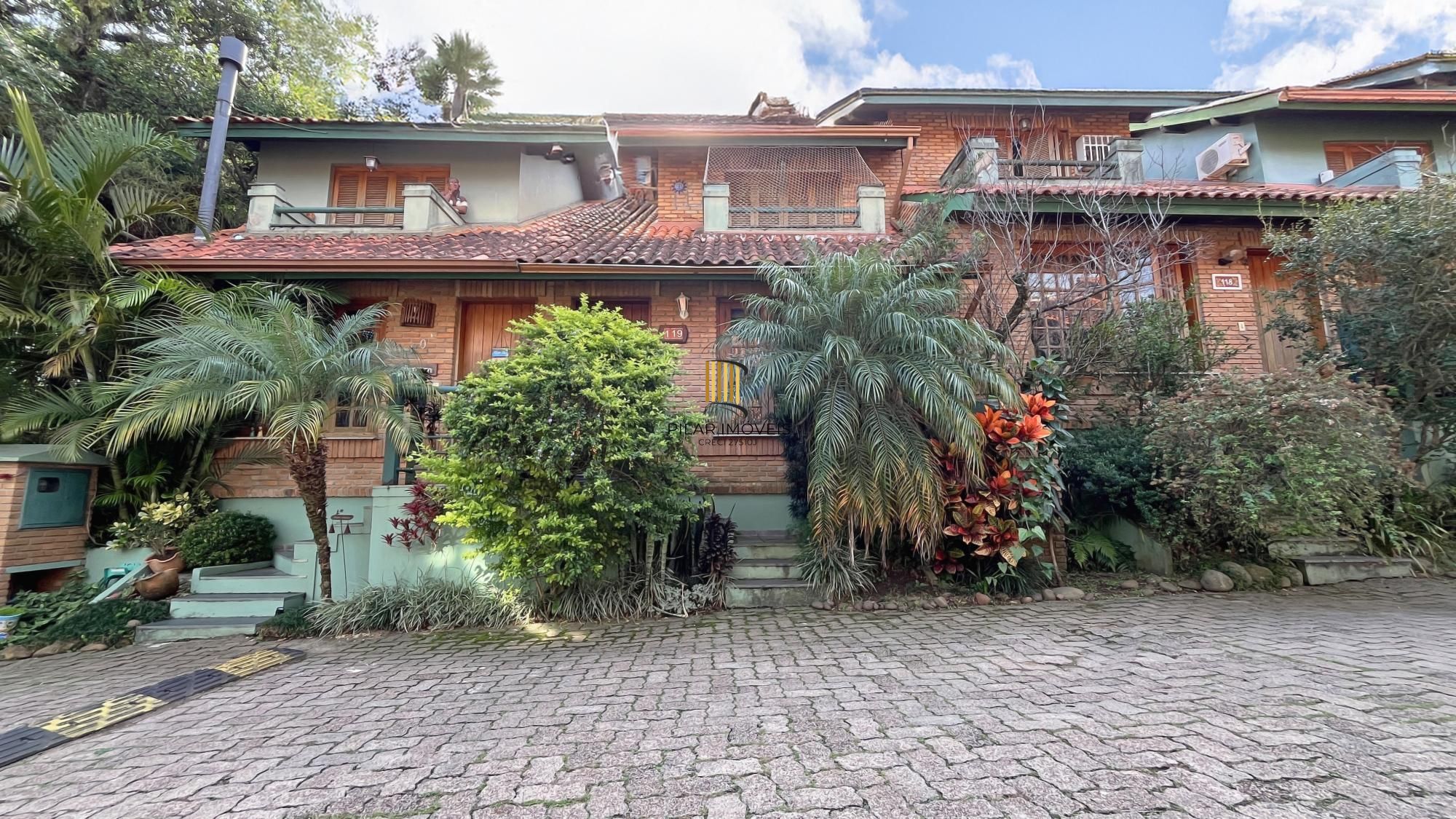 Casa 2 dormitórios no bairro Cavalhada