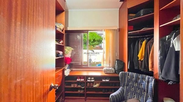 Casa para Venda - 320m², 5 dormitórios, sendo 3 suites, 8 vagas - Ipanema