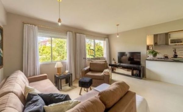 Apartamento em Porto Alegre, no bairro Santo Antônio, com 3 dormitório(s), e 3 banheiros, à venda.