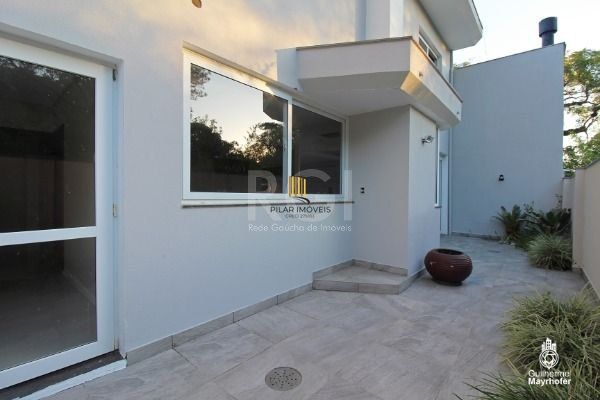 Casa Condominio para Venda - 254.32m², 3 dormitórios, sendo 3 suites, 2 vagas - Pedra Redonda