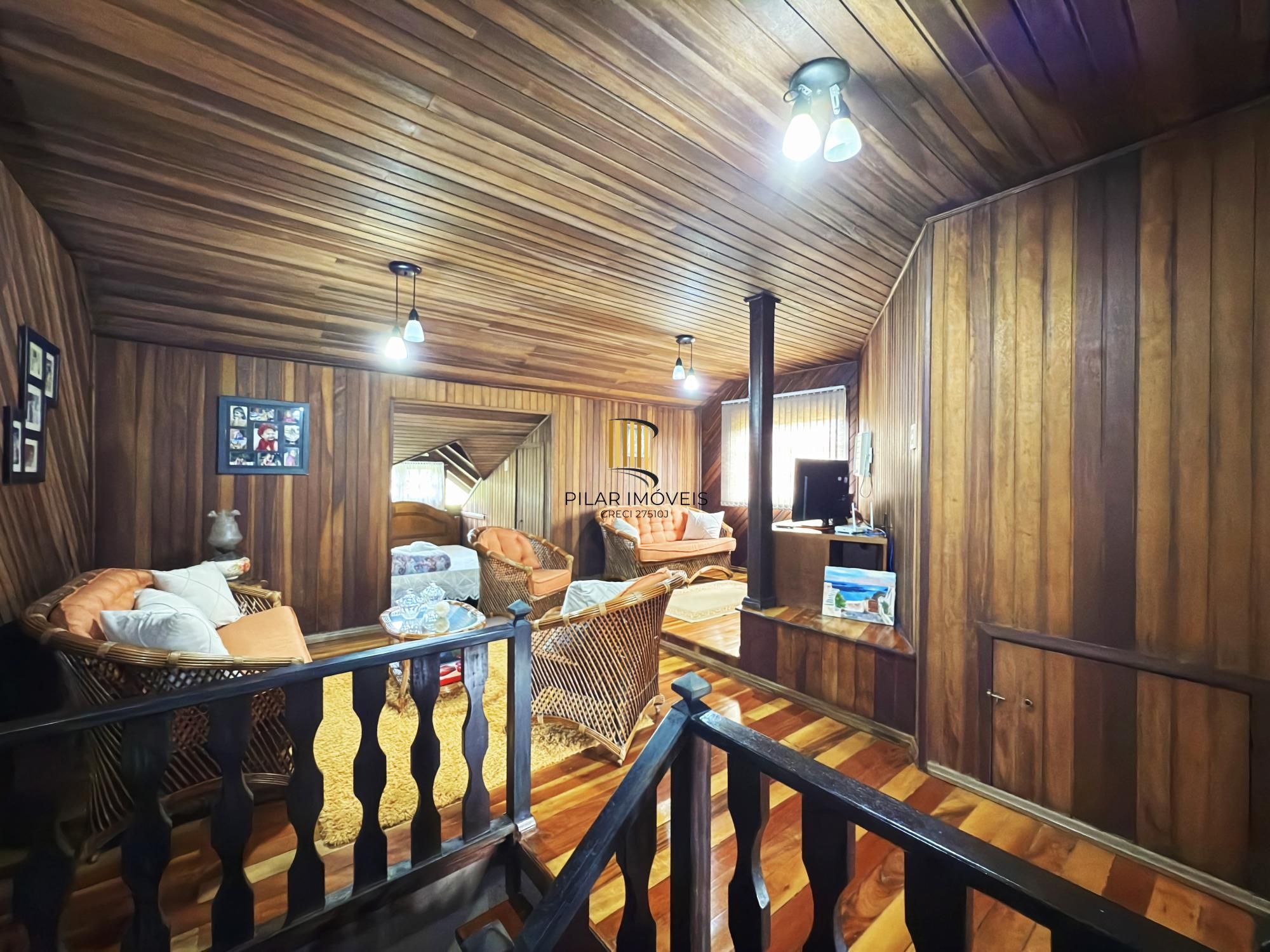 Excelente sobrado com 255 m² de área privativa 3 dormitórios com opção do 4 dormitórios