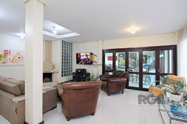 Casa Condominio para Venda - 137m², 3 dormitórios, sendo 1 suites, 3 vagas - Hípica