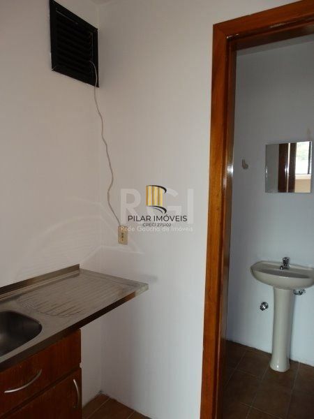 Conjunto/Sala para Venda - 41.66m², 0 dormitórios, Menino Deus