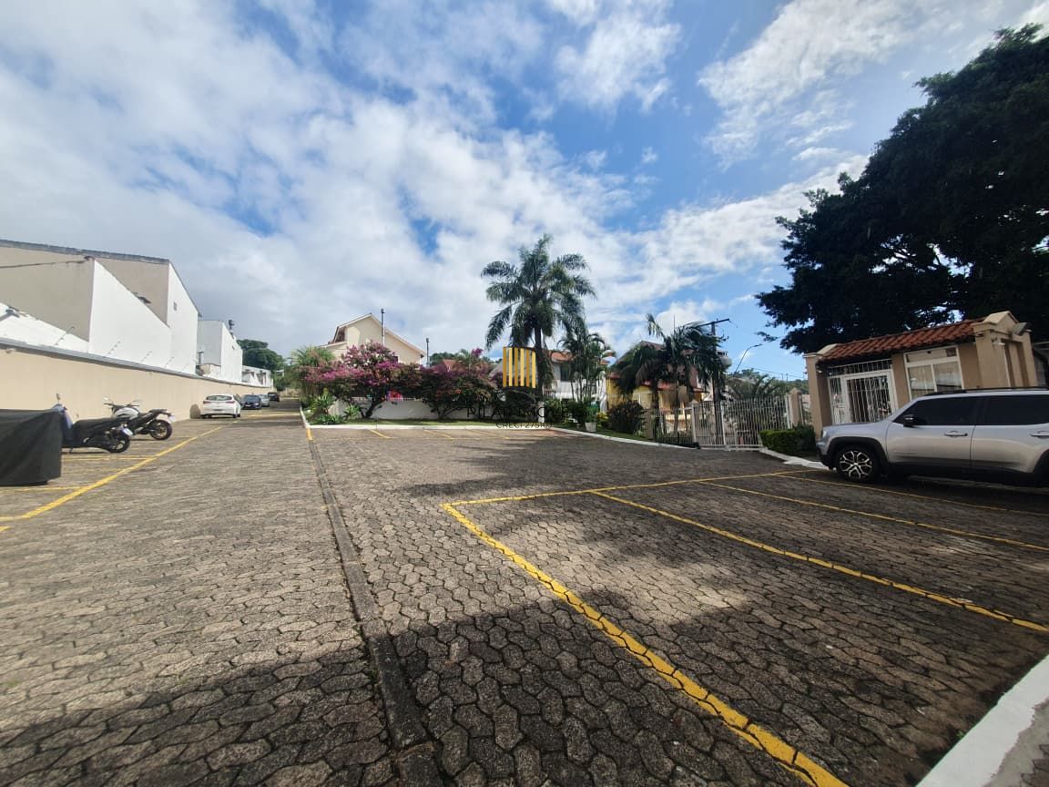 Casa condominio Fechado Altos do Ipê - Placa solar