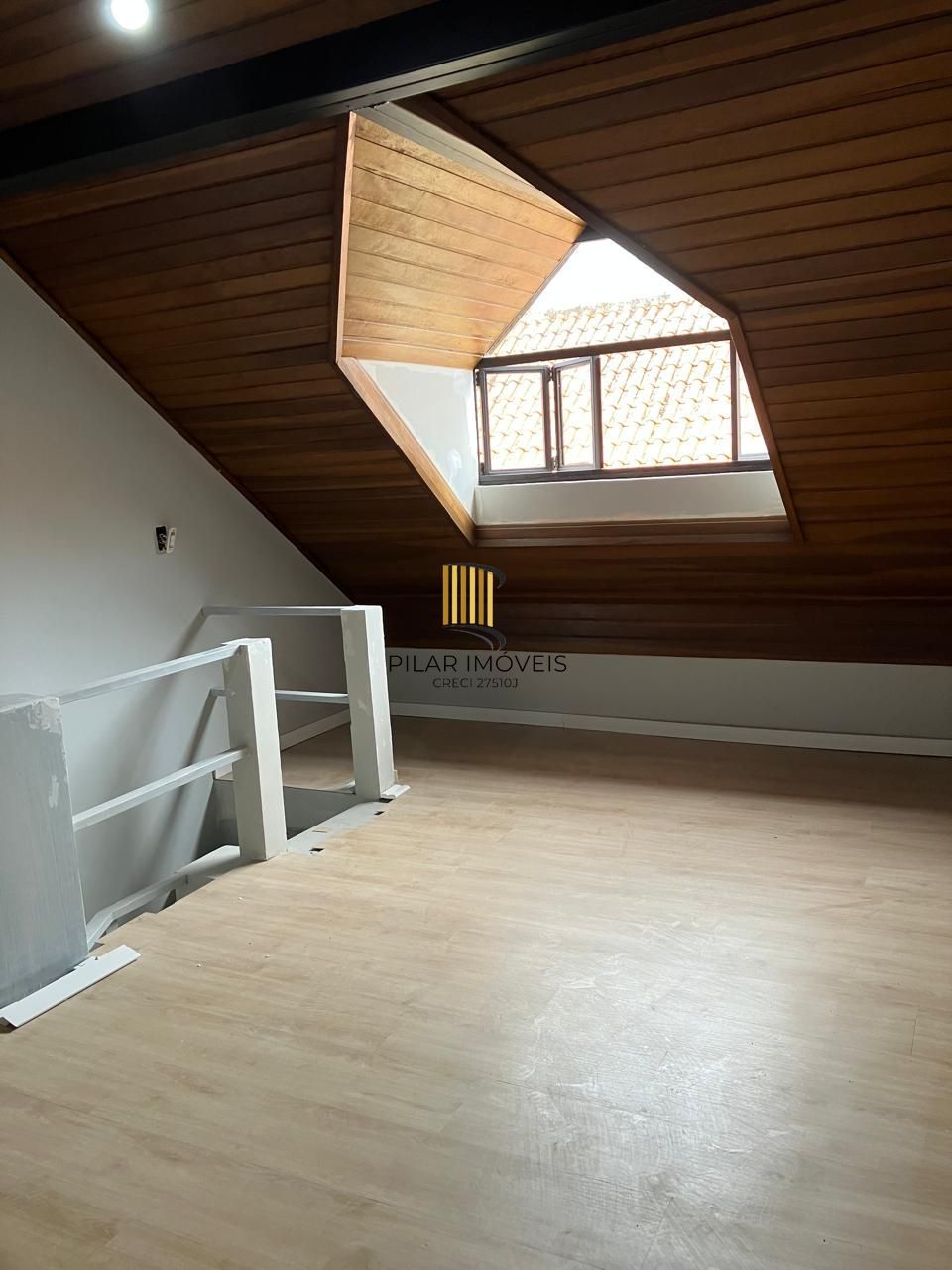 Casa de Condomínio 3 dormitórios no bairro Santa Tereza