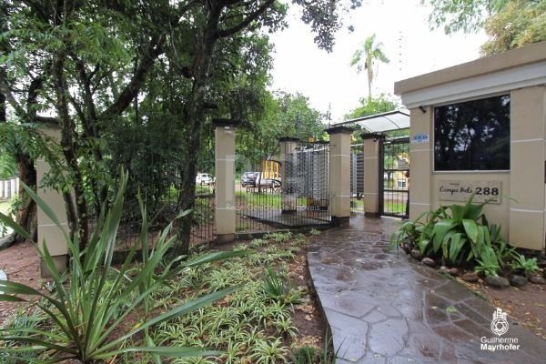 Apartamento em Porto Alegre, no bairro Guarujá, com 3 dormitório(s), e 3 banheiros, à venda.