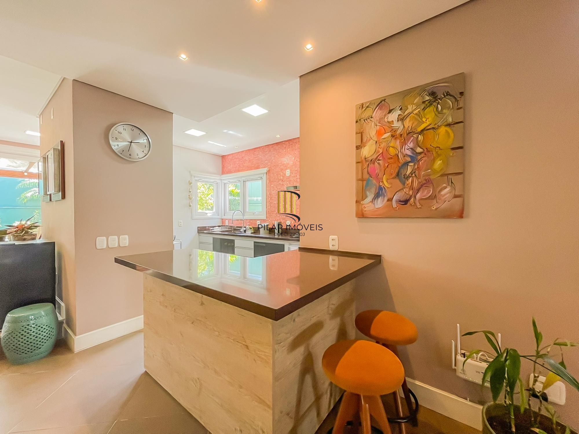 Linda e aconchegante casa em condomínio no Lagos de nova Ipanema