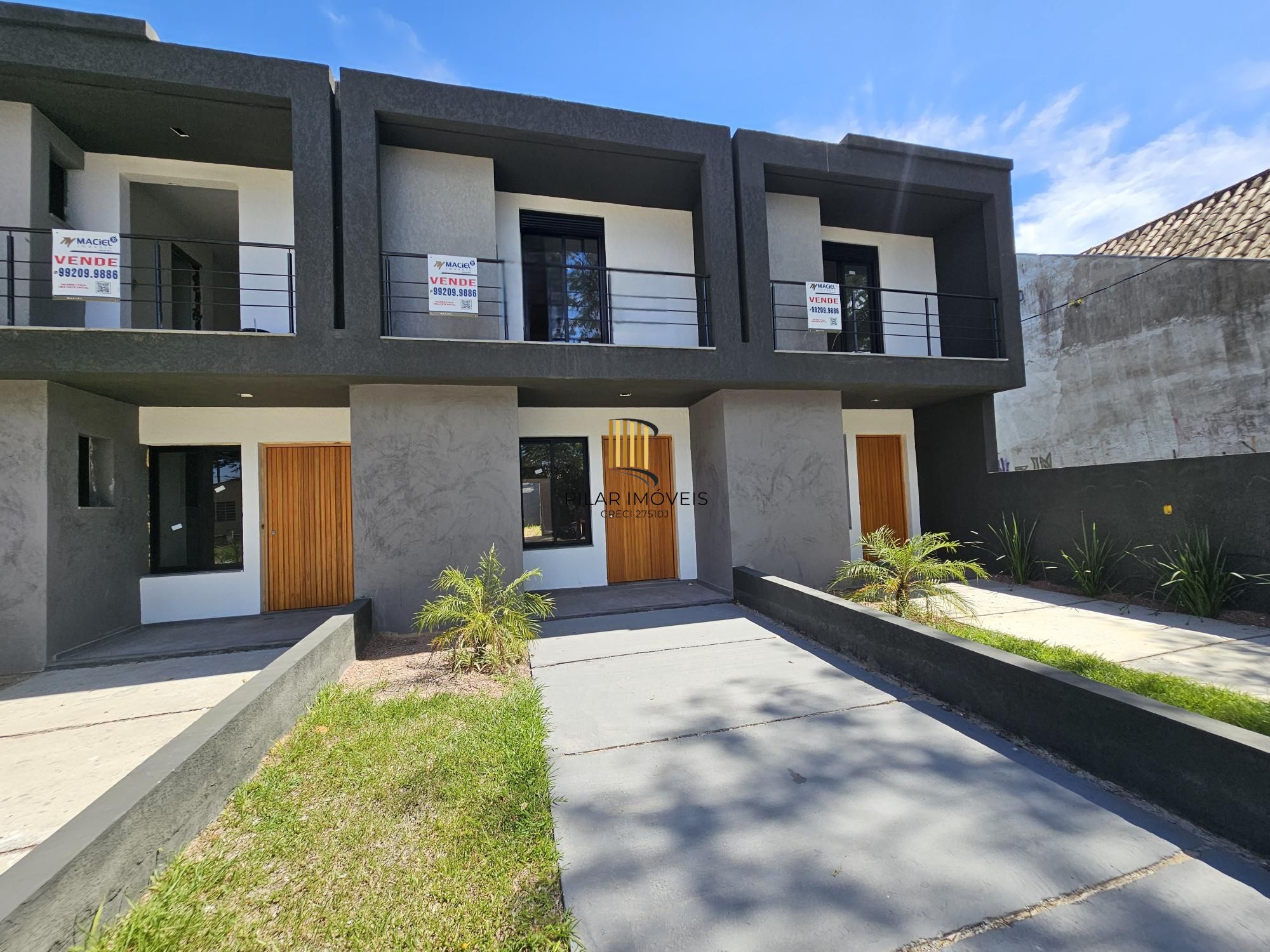 Casa em Porto Alegre, no bairro Aberta dos Morros, com 3 dormitório(s), e 3 banheiros, à venda. - Pilar Imóveis
