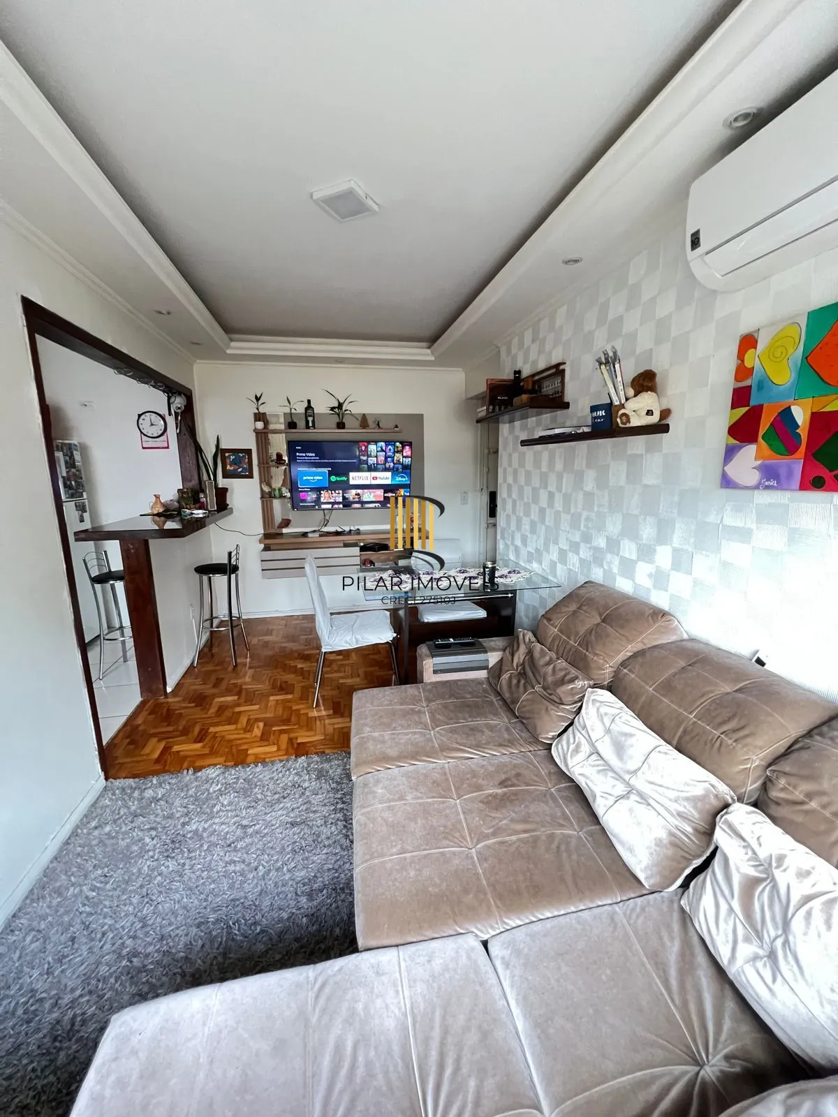 Apartamento de 2 dormitórios no bairro Cristal
